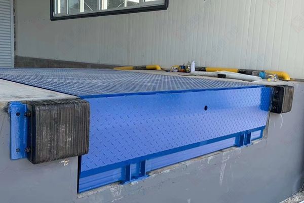 dock leveler