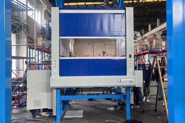 high-speed machine protection doors pic