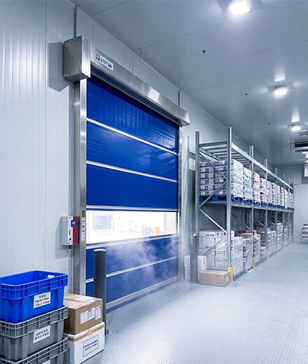 Seafood processing plant high speed door application